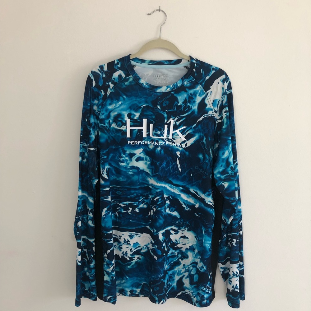 Huk Fishing Water Pattern Long Sleeve Shirt